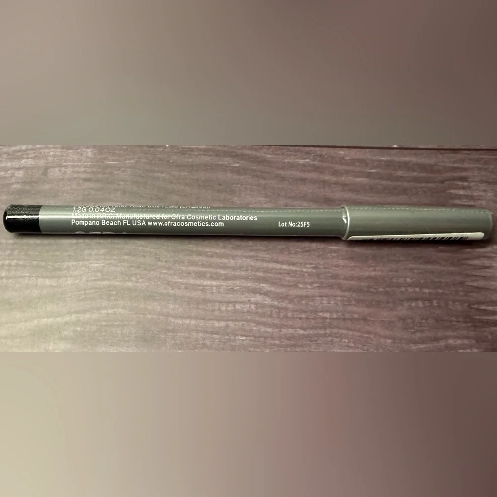 OFRA COSMETICS || Eyeliner Pencil in Black ✨NWT✨